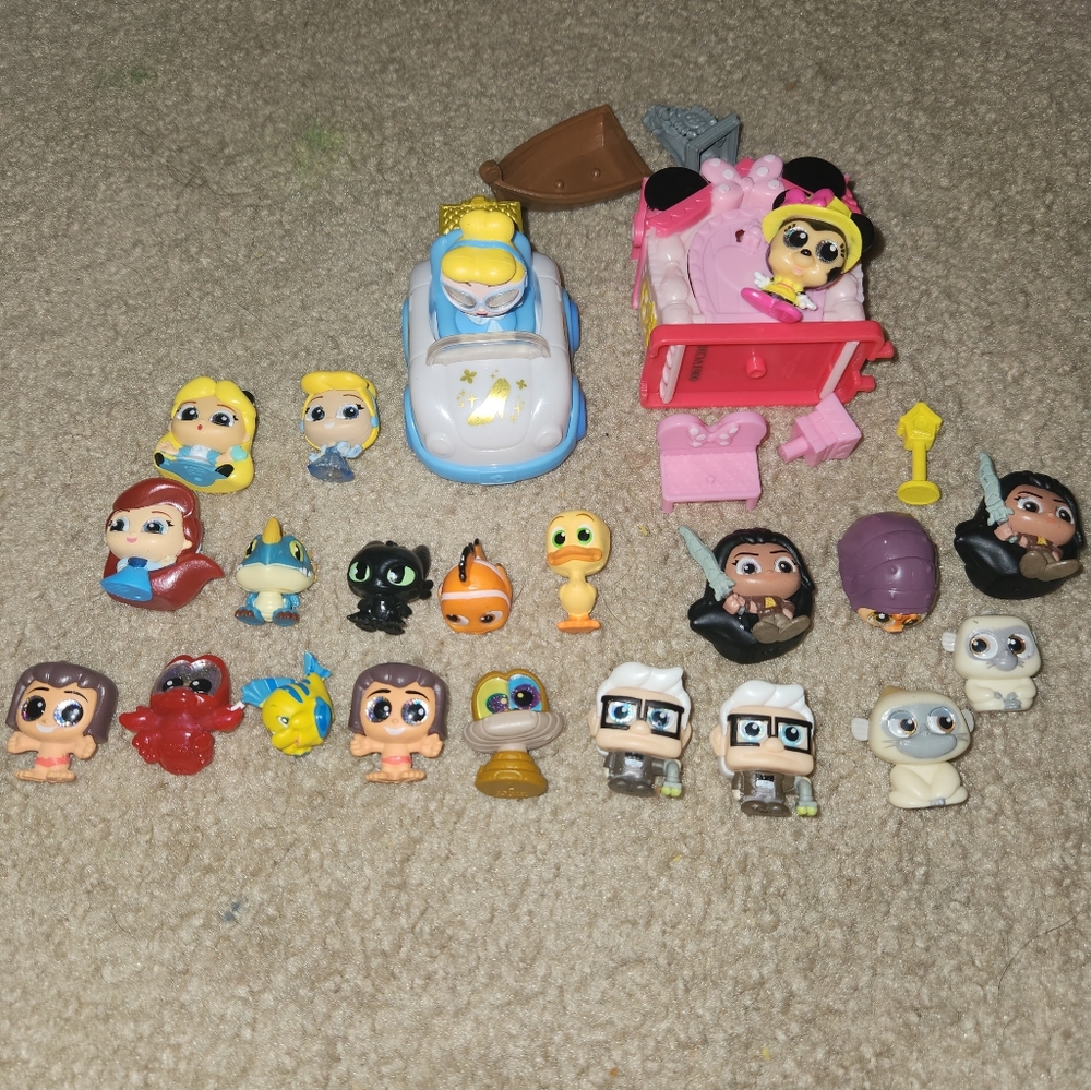 Disney doorables lot